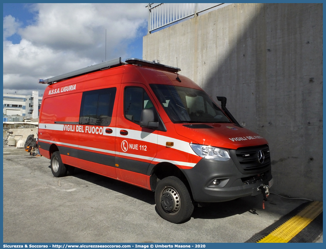 VF 30077
Corpo Nazionale Vigili del Fuoco
Nucleo Soccorso Subacqueo e Acquatico
Mercedes Benz Sprinter 516 III serie
Allestitore Tekne S.r.l.
(variante)
Parole chiave: VVF;V.V.F.;Corpo;Nazionale;Vigili;del;Fuoco;Mercedes Benz;Sprinter;NSSA;N.S.S.A.;Soccorso;Subacqueo;Acquatico;Sommozzatori;Subacquei;Tekne