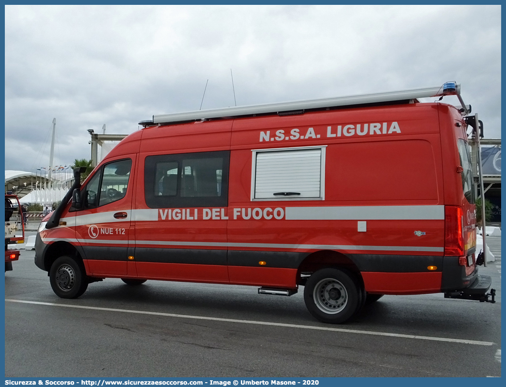 VF 30077
Corpo Nazionale Vigili del Fuoco
Nucleo Soccorso Subacqueo e Acquatico
Mercedes Benz Sprinter 516 III serie
Allestitore Tekne S.r.l.
(variante)
Parole chiave: VVF;V.V.F.;Corpo;Nazionale;Vigili;del;Fuoco;Mercedes Benz;Sprinter;NSSA;N.S.S.A.;Soccorso;Subacqueo;Acquatico;Sommozzatori;Subacquei;Tekne