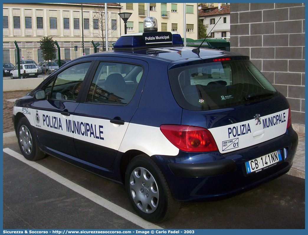 -
Polizia Municipale
Comune di Annone Veneto
Peugeot 307 Station Wagon I serie
Parole chiave: PL;P.L.;PM;P.M.;Polizia;Locale;Municipale;Annone;Veneto;Peugeot;307;Station;Wagon