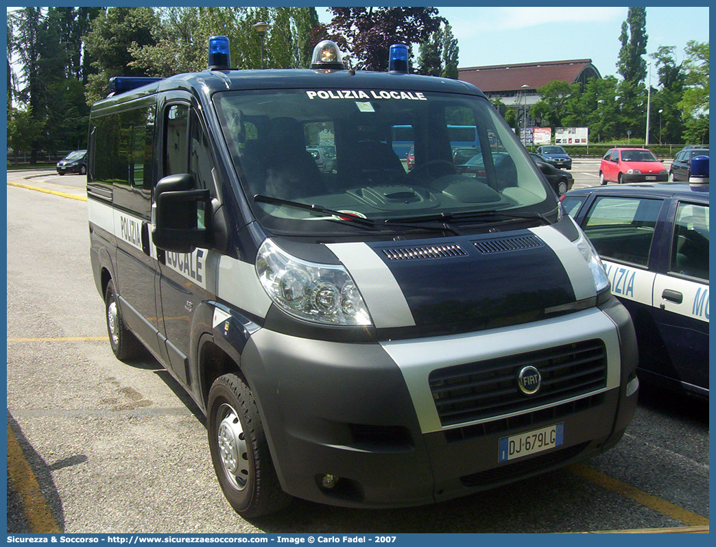 -
Polizia Locale
Comune di Portogruaro
Fiat Ducato III serie
Parole chiave: PL;P.L.;PM;P.M.;Polizia;Locale;Municipale;Portogruaro;Fiat;Ducato;X250