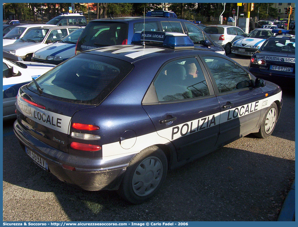 -
Polizia Locale
Comune di Concordia di Sagittaria
Fiat Brava
Parole chiave: PL;P.L.;PM;P.M.;Polizia;Locale;Municipale;Concordia;Sagittaria;Fiat;Brava