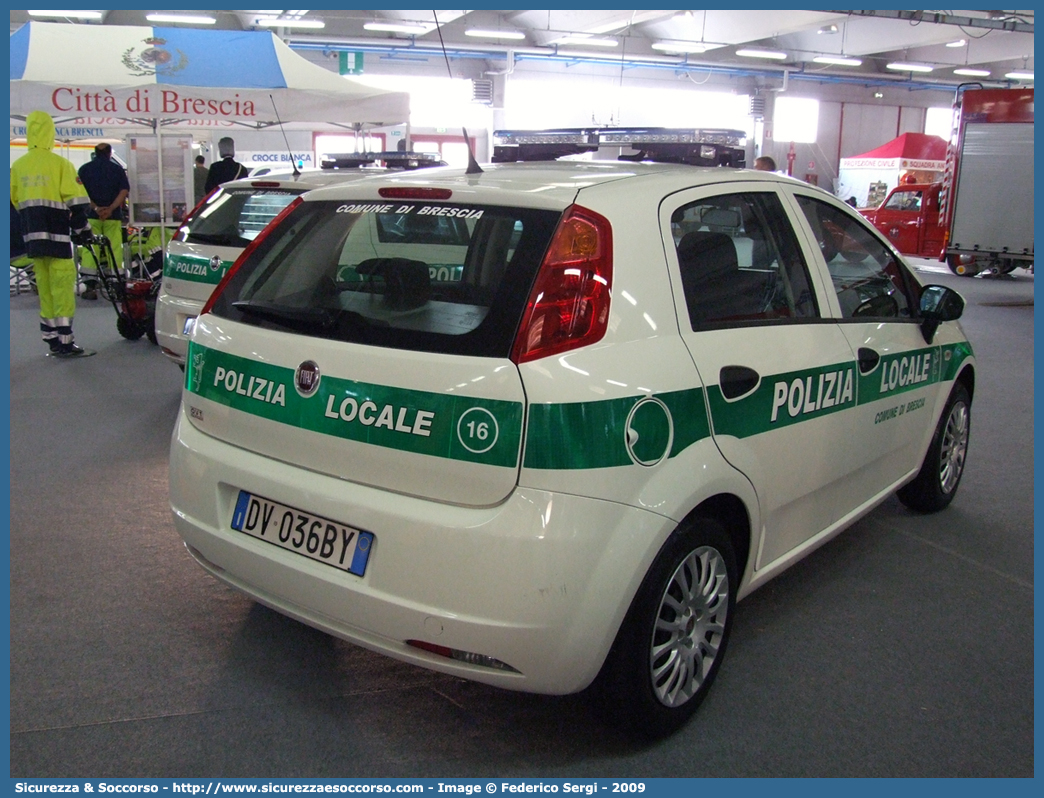 -
Polizia Locale
Comune di Brescia
Fiat Grande Punto
Allestitore OVT S.r.l.
Parole chiave: PL;P.L.;PM;P.M.;Polizia;Locale;Municipale;Brescia;Fiat;Grande;Punto;OVT