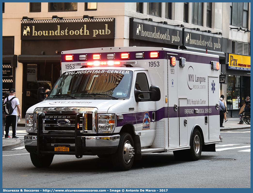 1953
United States of America
NYU Langone Medical Center
Ford E350
Conversion by Braun Industries Inc
Parole chiave: United;States;of;America;USA;U.S.A.;nyu;langone;medical;center;EMS;E.M.S.;Emergency;Medical;Service;Ford;E350;Braun