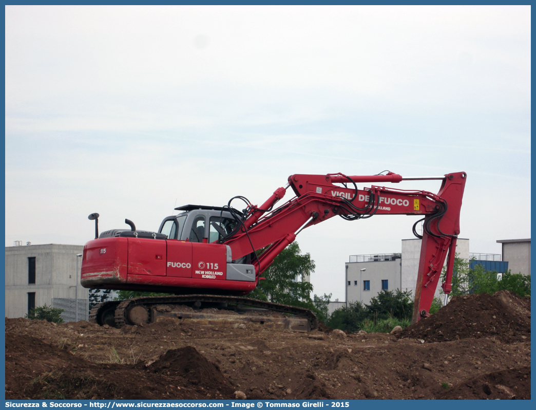 -
Corpo Nazionale Vigili del Fuoco
New Holland Kobelco E245B
Parole chiave: VVF;V.V.F.;Corpo;Nazionale;Vigili;del;Fuoco;New;Holland;Kobelco;E245B