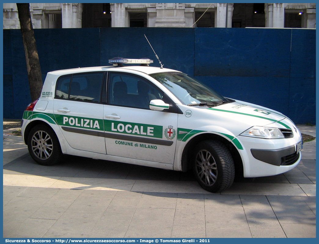 -
Polizia Locale
Comune di Milano
Renault Megane III serie
Parole chiave: PL;P.L.;PM;P.M.;Polizia;Locale;Municipale;Milano;Renault;Megane