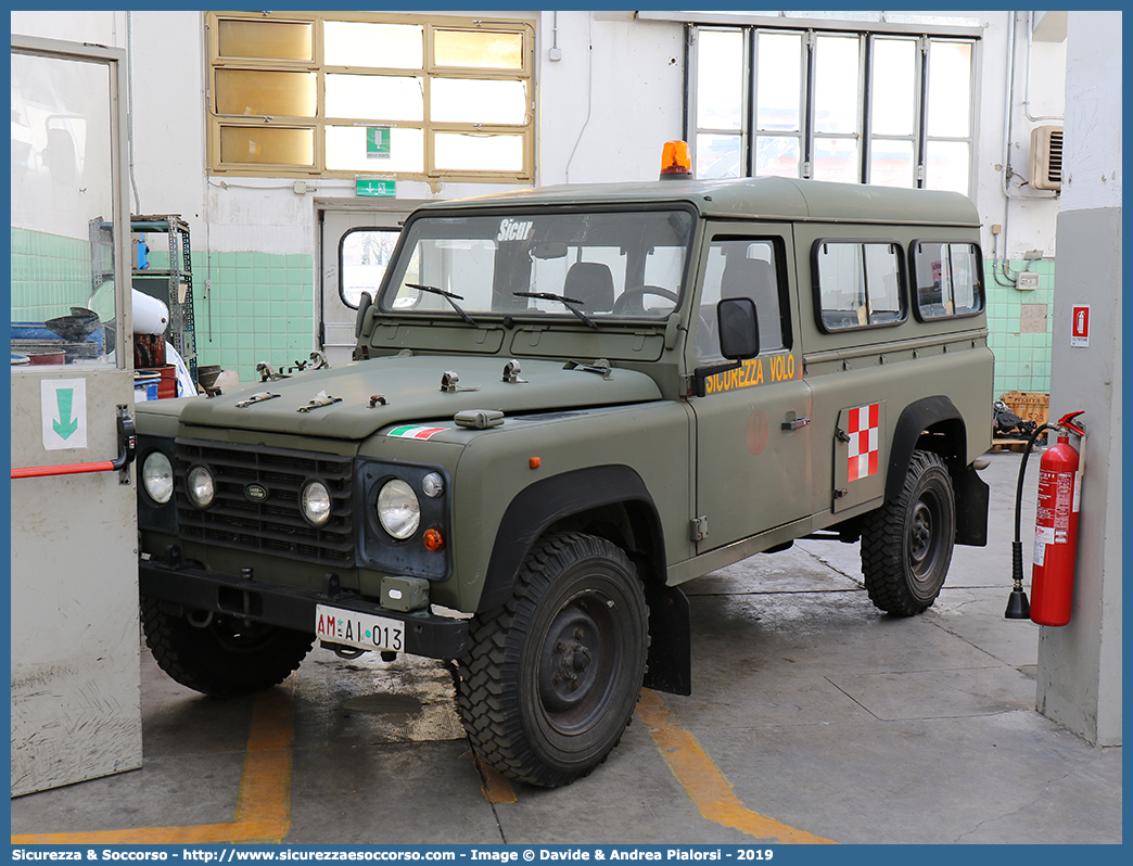 AM AI013
Aeronautica Militare Italiana
Sicurezza Volo
Land Rover Defender 110
Parole chiave: AMI;A.M.I.;Aeronautica;Militare;Italiana;Servizio;Antincendio;Land;Rover;Defender;110;Sicurezza;Volo