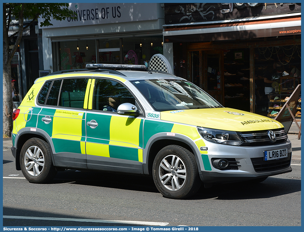 5635
United Kingdom of Great Britain and Northern Ireland
London Ambulance Service
Volkswagen Tiguan I generation facelift
Parole chiave: United;Kingdom;Great;Britain;Northern;Ireland;London;Ambulance;Service;RRV;R.R.V.;Rapid;Response;Vehicle;Unit;Volkswagen;Tiguan