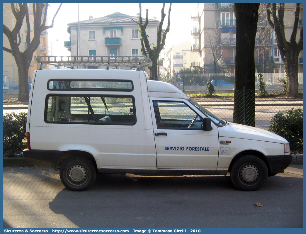 618
Regione Veneto
Servizio Forestale Regionale
Fiat Fiorino II serie
Parole chiave: Regione;Veneto;Servizio;Forestale;Regionale;Fiat;Fiorino