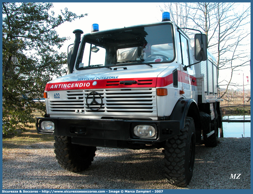 622
Regione Veneto
Servizio Forestale Regionale
Mercedes Benz Unimog U1400
Parole chiave: Regione;Veneto;Servizio;Forestale;Regionale;Mercedes;Benz;Unimog;U1400