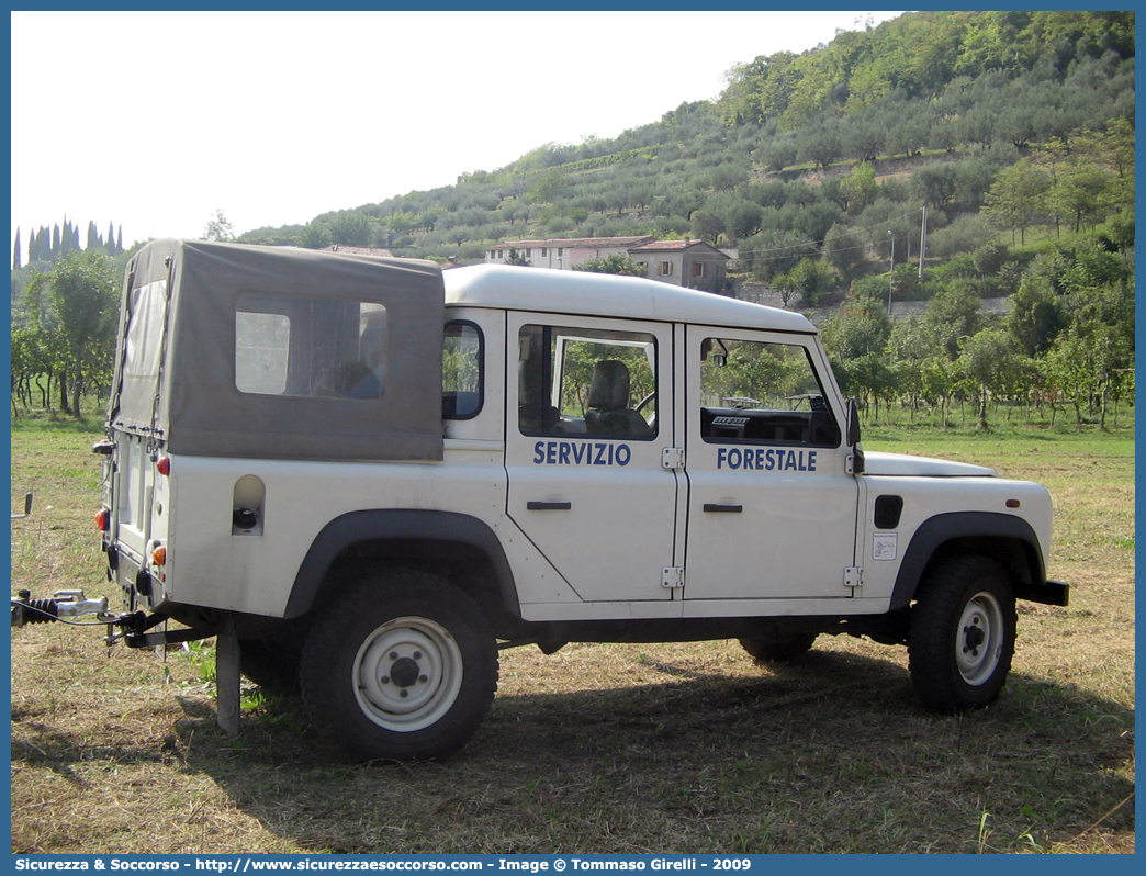 633
Regione Veneto
Servizio Forestale Regionale
Land Rover Defender 110 Crew Cab
Parole chiave: Regione;Veneto;Servizio;Forestale;Regionale;Land;Rover;Defender;110