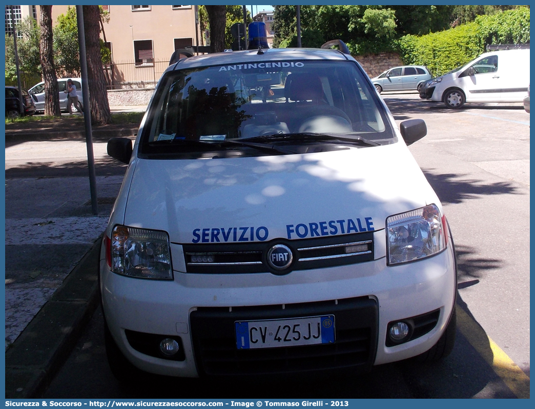 634
Regione Veneto
Servizio Forestale Regionale
Fiat Nuova Panda 4x4 I serie restyling
Antincendio
(variante)
Parole chiave: Regione;Veneto;Servizio;Forestale;Regionale;Fiat;Nuova;Panda;4x4;Antincendio