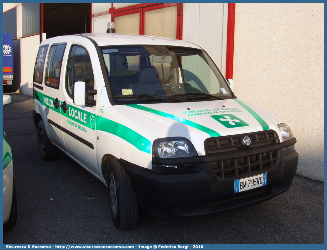 -
Polizia Locale
Comune di Brescia
Fiat Doblò I serie
Parole chiave: PL;P.L.;PM;P.M.;Polizia;Locale;Municipale;Brescia;Fiat;Doblò