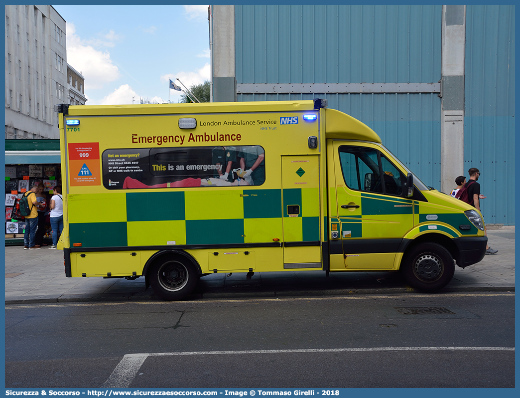 7701
United Kingdom of Great Britain and Northern Ireland
London Ambulance Service
Mercedes Benz Sprinter II generation
Conversion by UV Modular
Parole chiave: United;Kingdom;Great;Britain;Northern;Ireland;London;Ambulance;Service;Mercedes Benz;Sprinter;UV;Modular