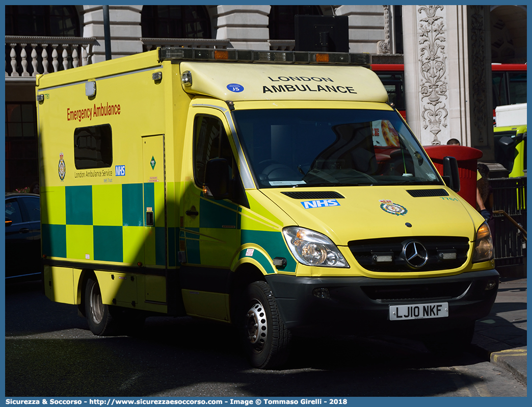 7761
United Kingdom of Great Britain and Northern Ireland
London Ambulance Service
Mercedes Benz Sprinter II generation
Conversion by UV Modular
Parole chiave: United;Kingdom;Great;Britain;Northern;Ireland;London;Ambulance;Service;Mercedes Benz;Sprinter;UV;Modular