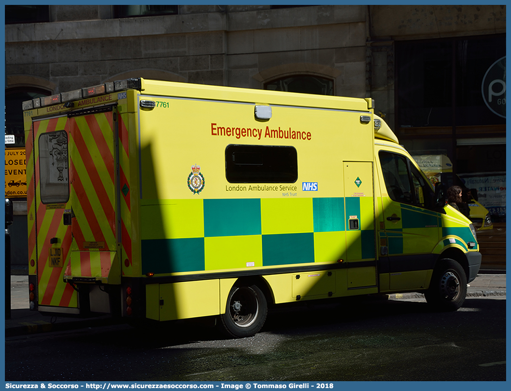 7761
United Kingdom of Great Britain and Northern Ireland
London Ambulance Service
Mercedes Benz Sprinter II generation
Conversion by UV Modular
Parole chiave: United;Kingdom;Great;Britain;Northern;Ireland;London;Ambulance;Service;Mercedes Benz;Sprinter;UV;Modular