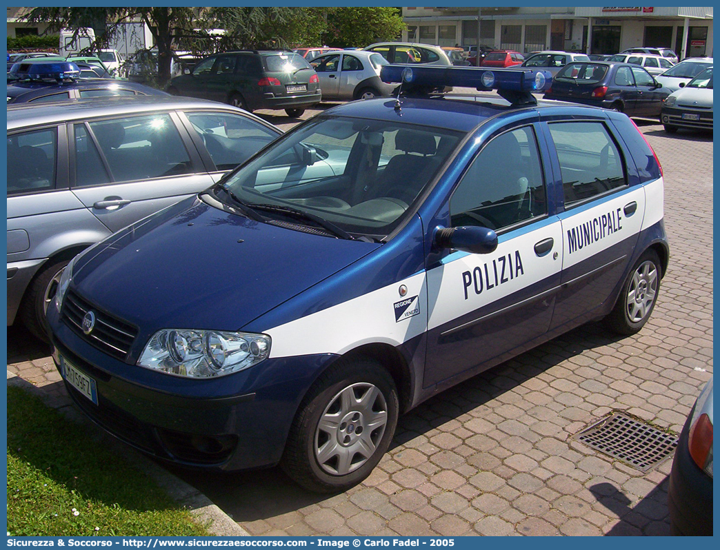 -
Polizia Municipale
Comune di Vedelago
Fiat Punto III serie
Parole chiave: PL;P.L.;PM;P.M.;Polizia;Locale;Municipale;Vedelago;Fiat;Punto