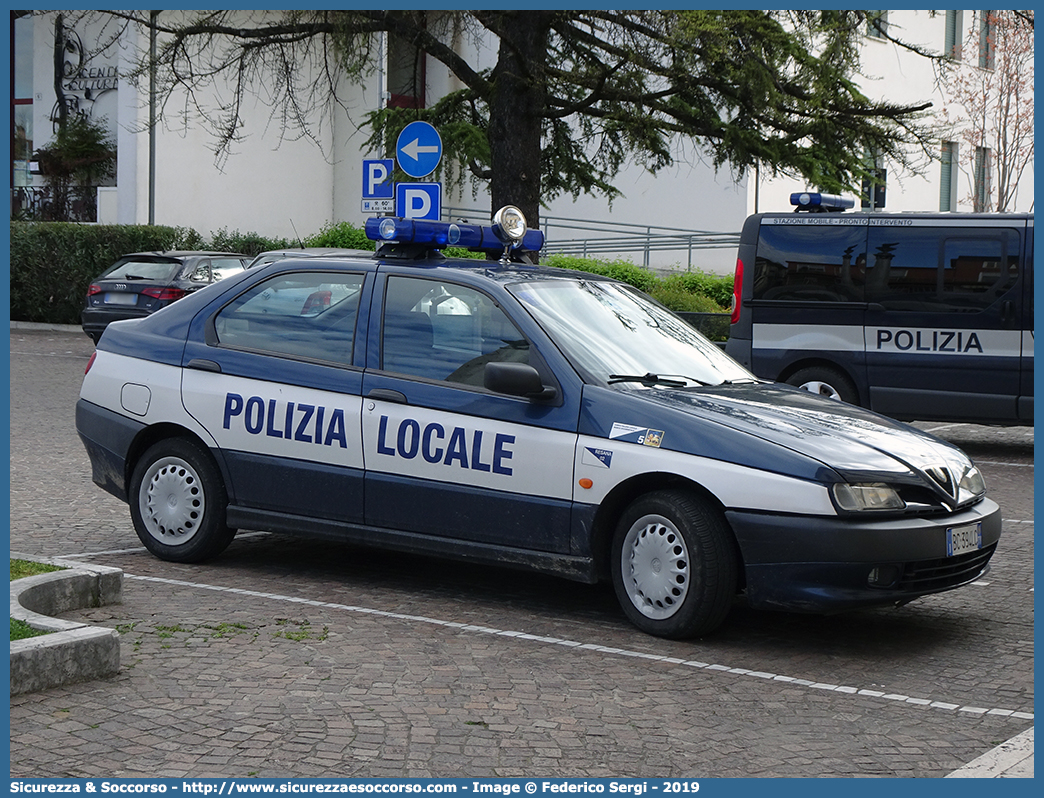 -
Polizia Locale
Corpo Polizia Locale Marca Occidentale
Alfa Romeo 146 I serie
Parole chiave: PL;P.L.;PM;P.M.;Polizia;Locale;Municipale;Corpo;Marca;Occidentale;Alfa;Romeo;146;Resana