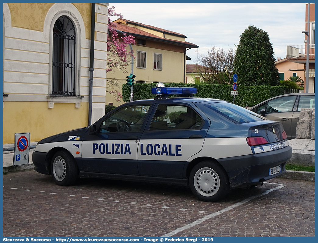 -
Polizia Locale
Corpo Polizia Locale Marca Occidentale
Alfa Romeo 146 I serie
Parole chiave: PL;P.L.;PM;P.M.;Polizia;Locale;Municipale;Corpo;Marca;Occidentale;Alfa;Romeo;146;Resana