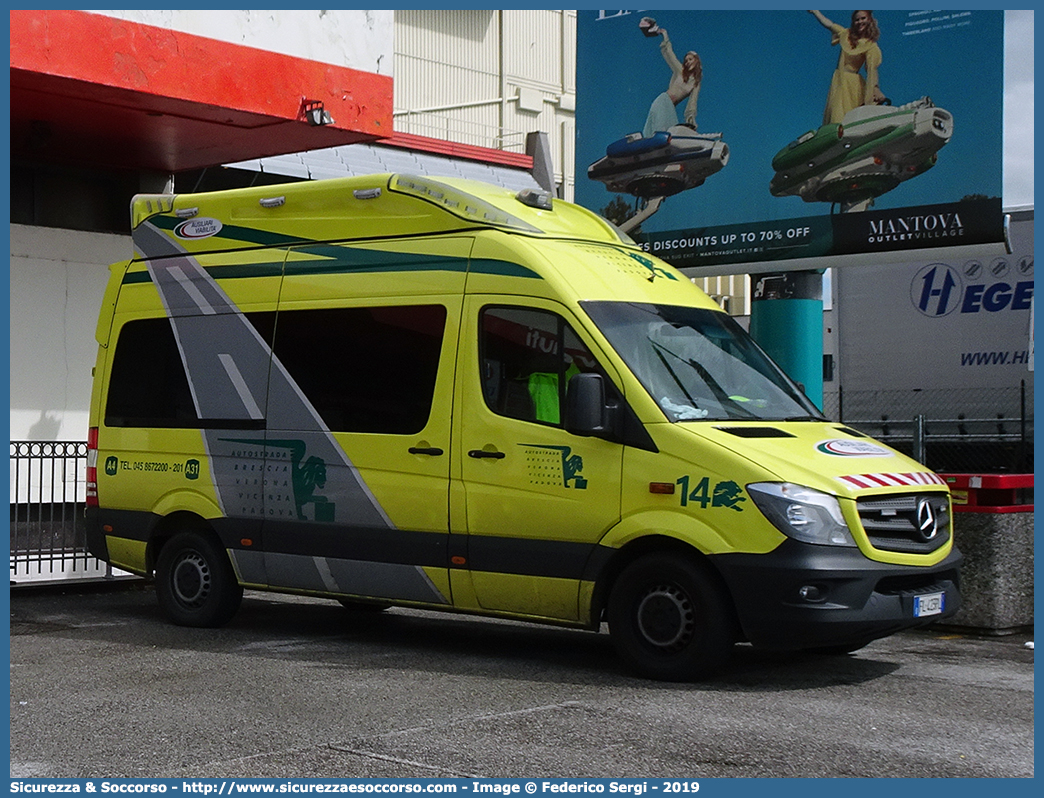 14
Autostrada Bs/Vr/Vi/Pd S.p.A.
Ausiliari Viabilità
Mercedes Benz Sprinter II serie restyling
Allestitore EDM S.r.l.
Parole chiave: Autostrada;Brescia;Verona;Vicenza;Padova;Serenissima;Ausiliari;Viabilità;Mercedes;Benz;Sprinter;EDM