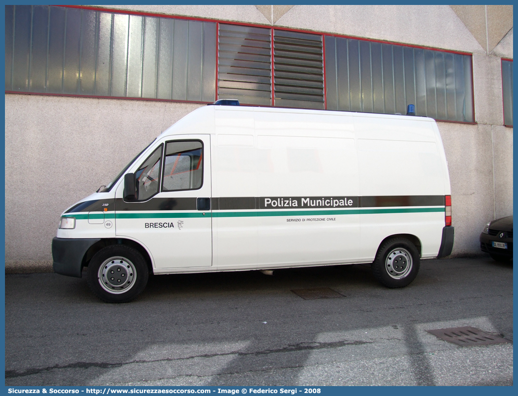 -
Polizia Municipale
Comune di Brescia
Fiat Ducato II serie
Parole chiave: PL;P.L.;PM;P.M.;Polizia;Locale;Municipale;Brescia;Fiat;Ducato