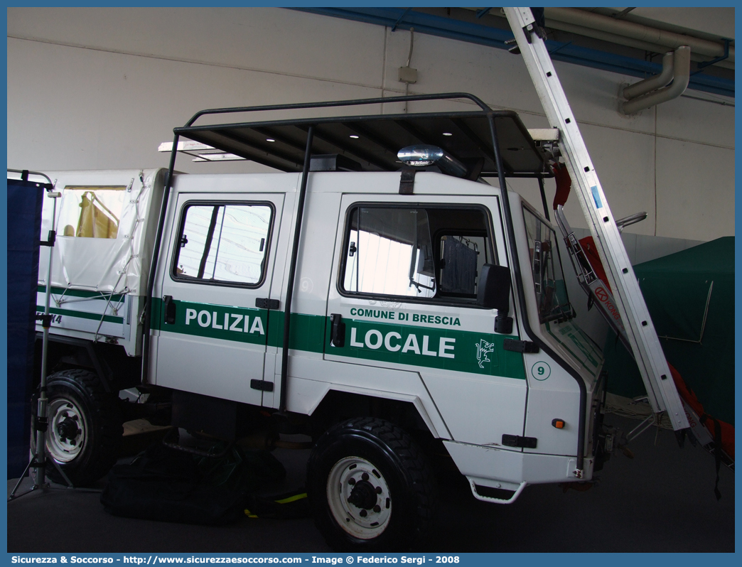 -
Polizia Locale
Comune di Brescia
Tecnokar Eurotrek X4
Parole chiave: PL;P.L.;PM;P.M.;Polizia;Locale;Municipale;Brescia;Tecnokar;Eurotrek;X4