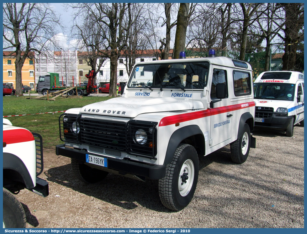 -
Regione Veneto
Servizio Forestale Regionale
Land Rover Defender 90
Antincendio
Parole chiave: Regione;Veneto;Servizio;Forestale;Regionale;Land;Rover;Defender;90;Antincendio