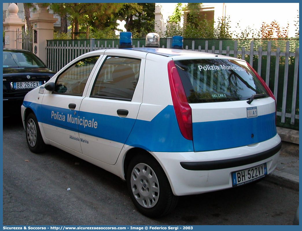 -
Polizia Municipale
Comune di Albissola Marina
Fiat Punto II serie
Parole chiave: PL;P.L.;PM;P.M.;Polizia;Locale;Municipale;Albissola Marina;Fiat;Punto