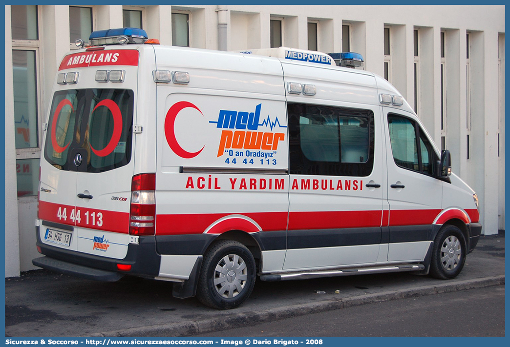 -
Republic of Turkey
Türk Deniz Kuvvetleri
Acil Yardım Ambulans Hizmeti
Mercedes Benz Sprinter II generation
Med Power Ambulance Service
Parole chiave: Türk;Deniz;Kuvvetleri;Acil;Yardım;Ambulans;Hizmeti;Mercedes Benz;Sprinter