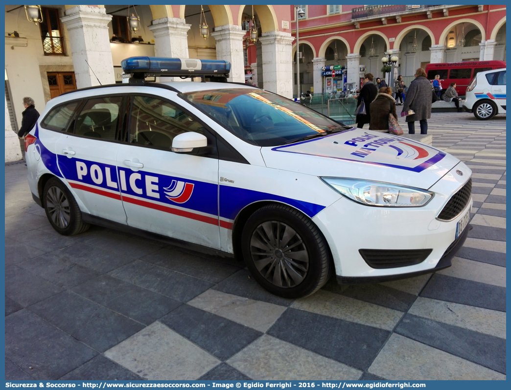 -
République Française
Police Nationale
Ford Focus Station Wagon III generation
transformée par Gruau
Parole chiave: République;Française;Police;Nationale;Ford;Focus;Station;Wagon;Gruau