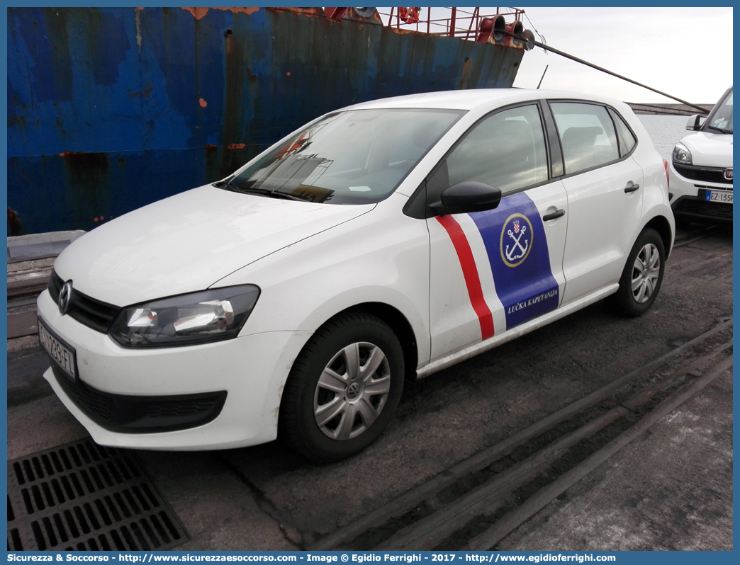 -
Republika Hrvatska
Lučka Kapetanija
Volkswagen Polo V serie
Parole chiave: Repubblica;Croazia;Republika;Hrvatska;Lučka;Kapetanija;Volkswagen;Polo