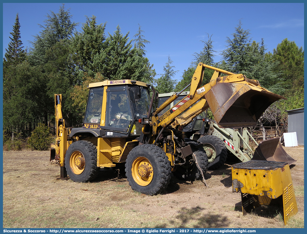 -
Ente Foreste della Sardegna
Venieri VF10.23B
Parole chiave: Ente;Foreste;della;Sardegna;Venieri;VF;10.23B