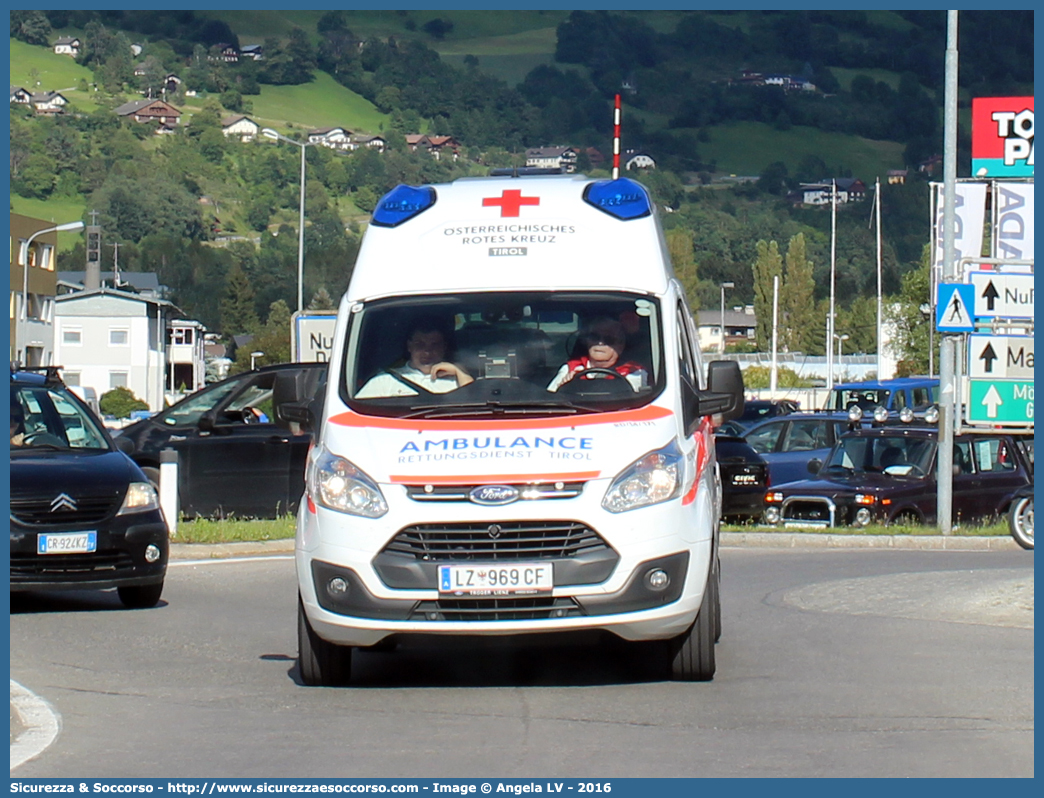 RD/14/171
Republik Österreich
Ford Tourneo Custom
Conversion by Ambulanz Mobile GmbH & Co. KG
Parole chiave: Republik;Österreich;Österreichische;Rotes;Kreuz;Ford;Tourneo;Custom;Ambulanz;Mobile