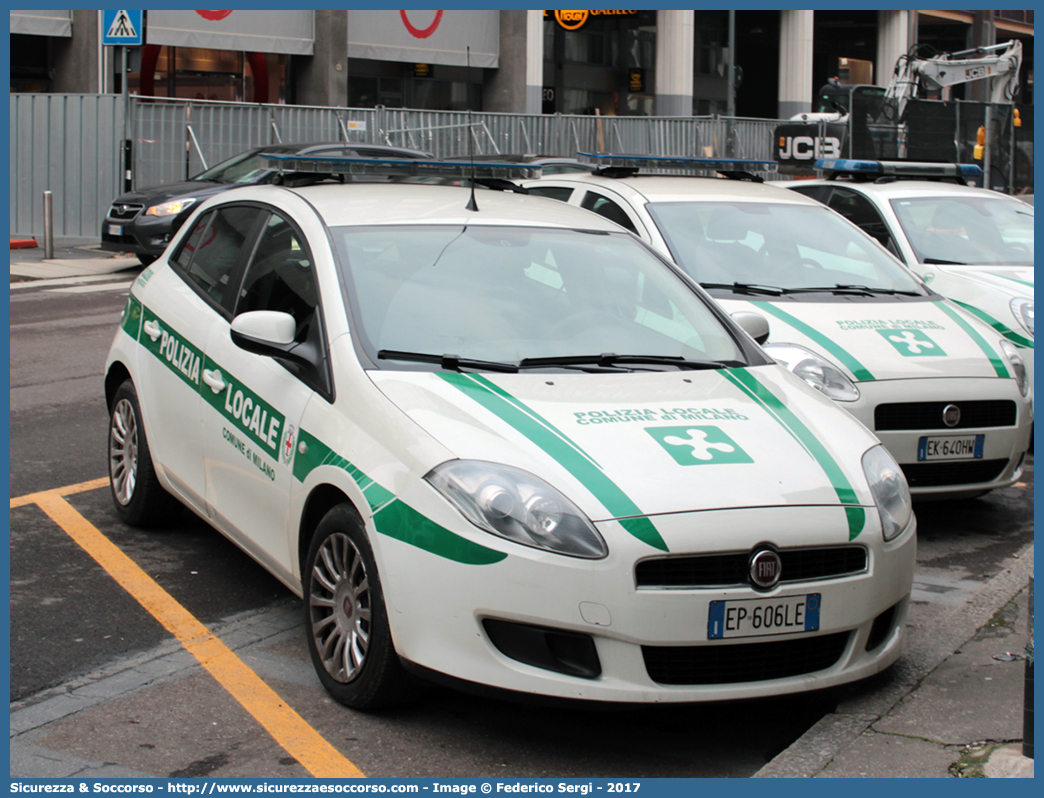 -
Polizia Locale
Comune di Milano
Fiat Nuova Bravo
Allestitore Focaccia Group S.r.l.
Parole chiave: PM;PL;P.M.;P.L.;Polizia;Municipale;Locale;Milano;Fiat;Nuova Bravo;Focaccia