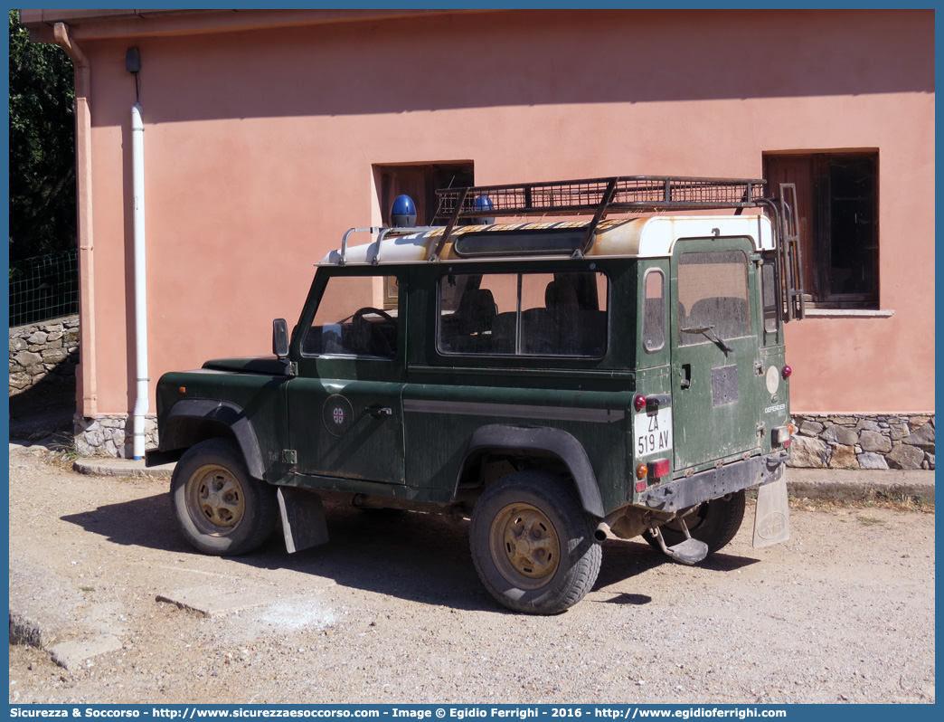 -
Ente Foreste della Sardegna
Land Rover Defender 90
Parole chiave: Ente;Foreste;Sardegna;Land Rover;Defender;90