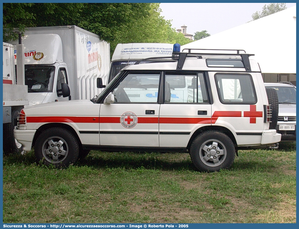 CRI A1179
Croce Rossa Italiana
Servizio Emergenze
Land Rover Discovery I serie
Parole chiave: CRI;C.R.I.;Croce;Rossa;Italiana;Land;Rover;Discovery;Servizio;Emergenze