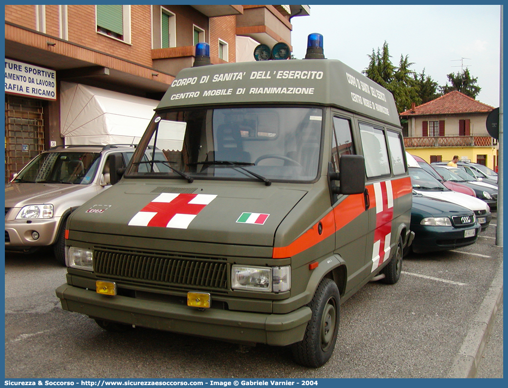 -
Esercito Italiano
Fiat Ducato I serie restyling
Centro di Sanità dell'Esercito
Centro Mobile di Rianimazione
Parole chiave: EI;E.I.;Esercito;Italiano;Fiat;Ducato;Centro;di;Sanità;dell&#039;Esercito;Mobile;di;Rianimazione