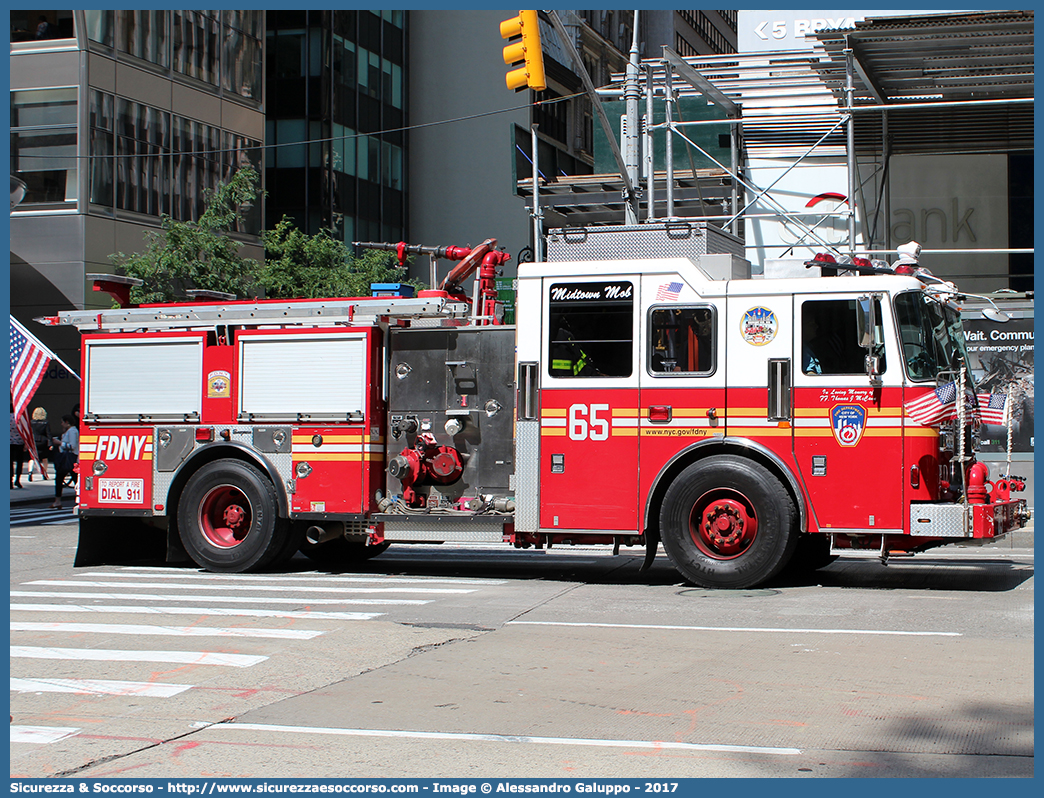 65 - SP13002H
United States of America
New York Fire Department
Seagrave Attacker HD
Parole chiave: United;States;of;America;USA;U.S.A.;NYFD;N.Y.F.D.;New;York;Fire;Department;Seagrave;Attacker;HD;Engine