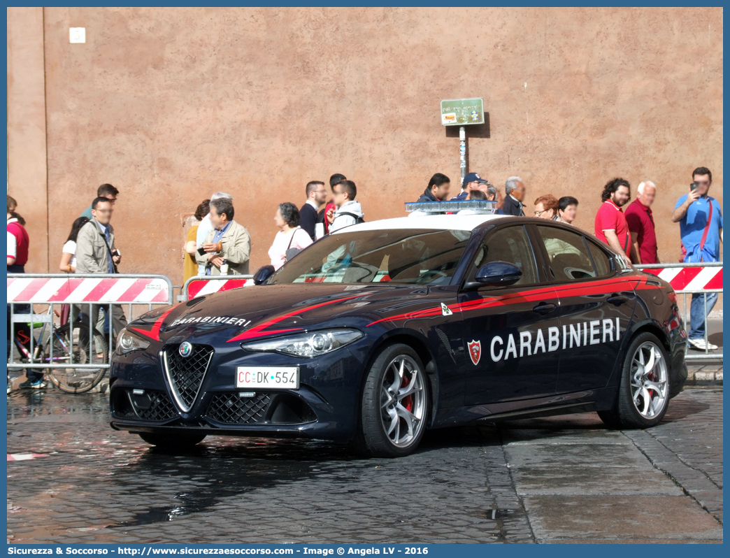 CC DK554
Arma dei Carabinieri
Alfa Romeo Nuova Giulia Quadrifoglio
Parole chiave: CC;C.C.;Arma;dei;Carabinieri;Alfa;Romeo;Nuova;Giulia;Quadrifoglio