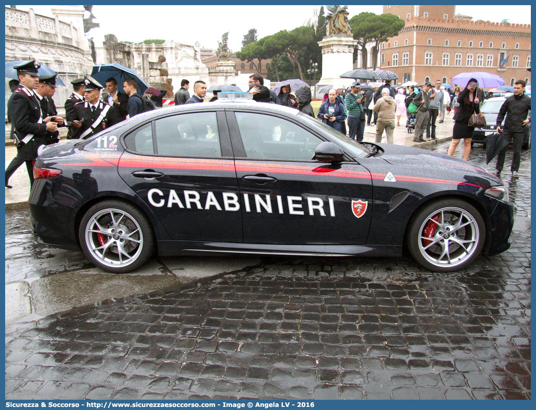 CC DK555
Arma dei Carabinieri
Alfa Romeo Nuova Giulia Quadrifoglio
Parole chiave: CC;C.C.;Arma;dei;Carabinieri;Alfa;Romeo;Nuova;Giulia;Quadrifoglio