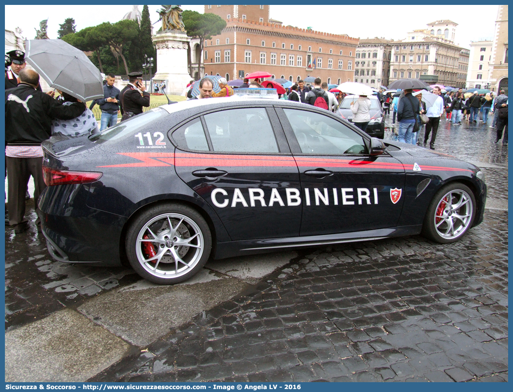 CC DK555
Arma dei Carabinieri
Alfa Romeo Nuova Giulia Quadrifoglio
Parole chiave: CC;C.C.;Arma;dei;Carabinieri;Alfa;Romeo;Nuova;Giulia;Quadrifoglio