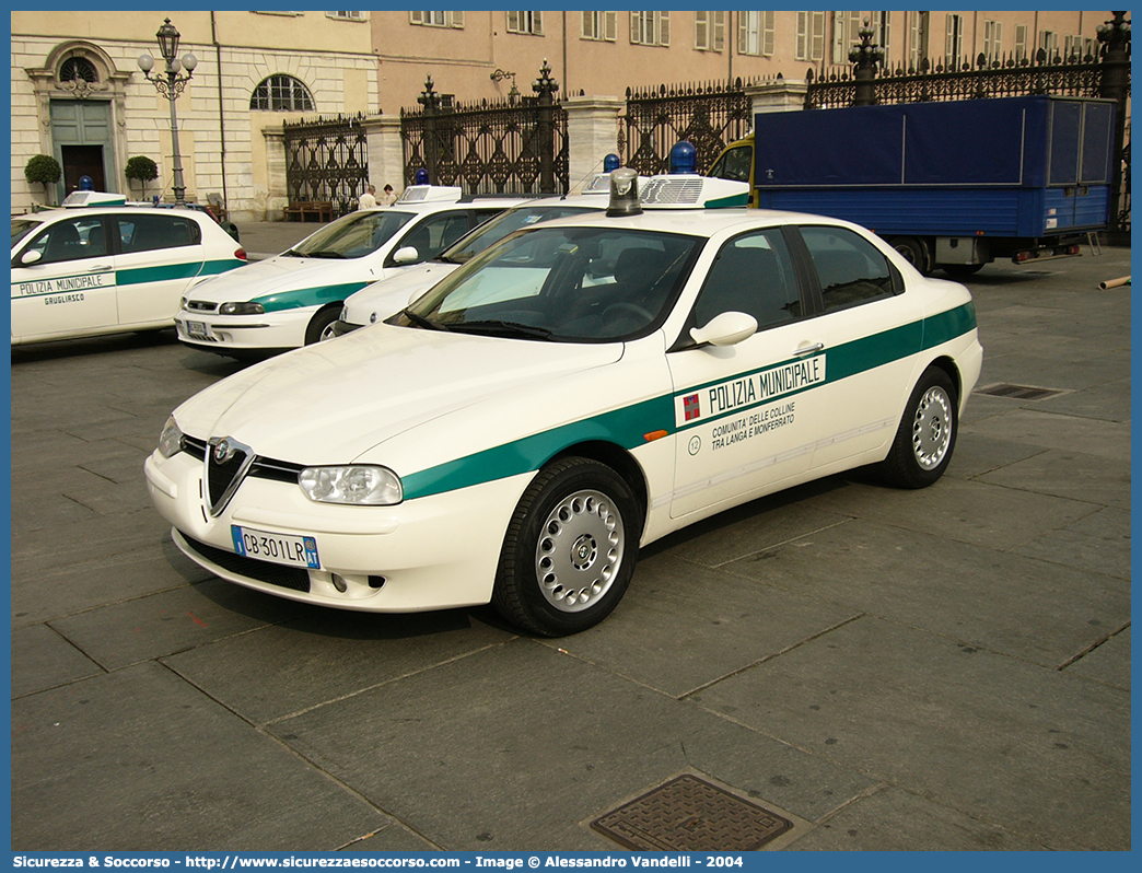 -
Polizia Municipale
Comunità delle Colline
tra Langa e Monferrato
Alfa Romeo 156 I serie
Parole chiave: PL;P.L.;PM;P.M.;Polizia;Locale;Municipale;Castagnole;delle;Lanze;Costigliole;d&#039;Asti;Coazzolo;Montegrosso;Comunità;delle;Colline;tra;Langa;e;Monferrato;Alfa;Romeo;156