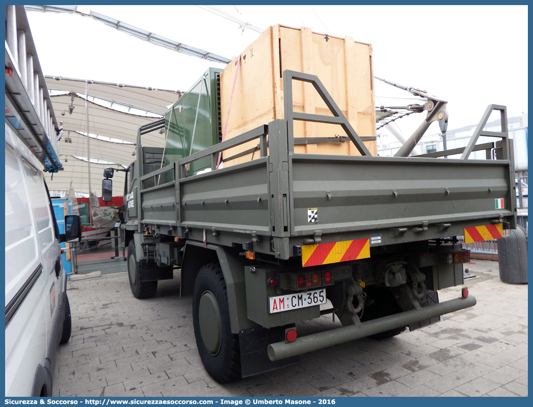 AM CM365
Aeronautica Militare Italiana
Iveco EuroCargo 135E24 4x4 MMV
Parole chiave: A.M.I.;AMI;Aeronautica;Militare;Italiana;Iveco;EuroCargo;135E24;4x4;MMV