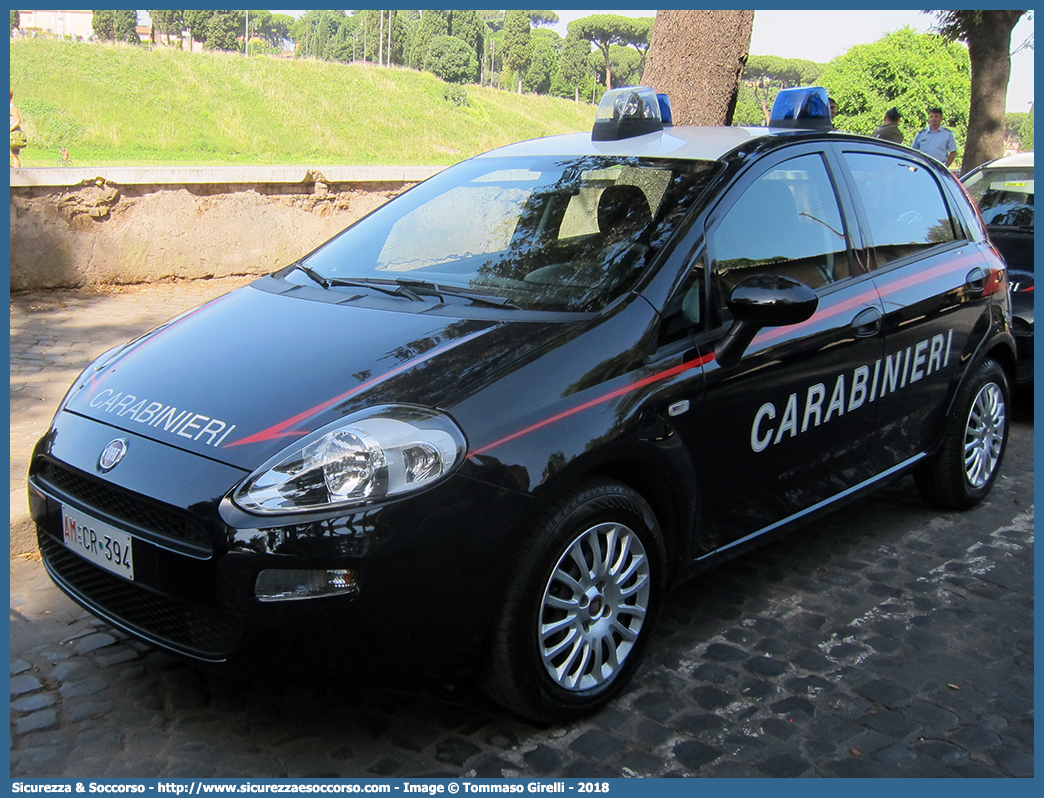 AM CR394
Arma dei Carabinieri
Reparto Carabinieri presso l'Aeronautica Militare
Fiat Punto IV serie
Parole chiave: AM;A.M.;CC;C.C.;Arma;Carabinieri;Aeronautica;Militare;Fiat;Punto