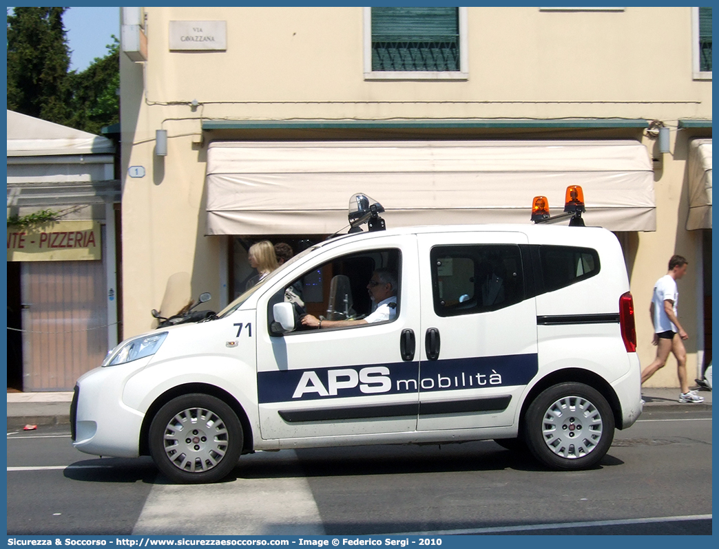 71
APS Mobilità
Fiat Qubo
Parole chiave: APS;Mobilità;BusItalia;Fiat;Qubo