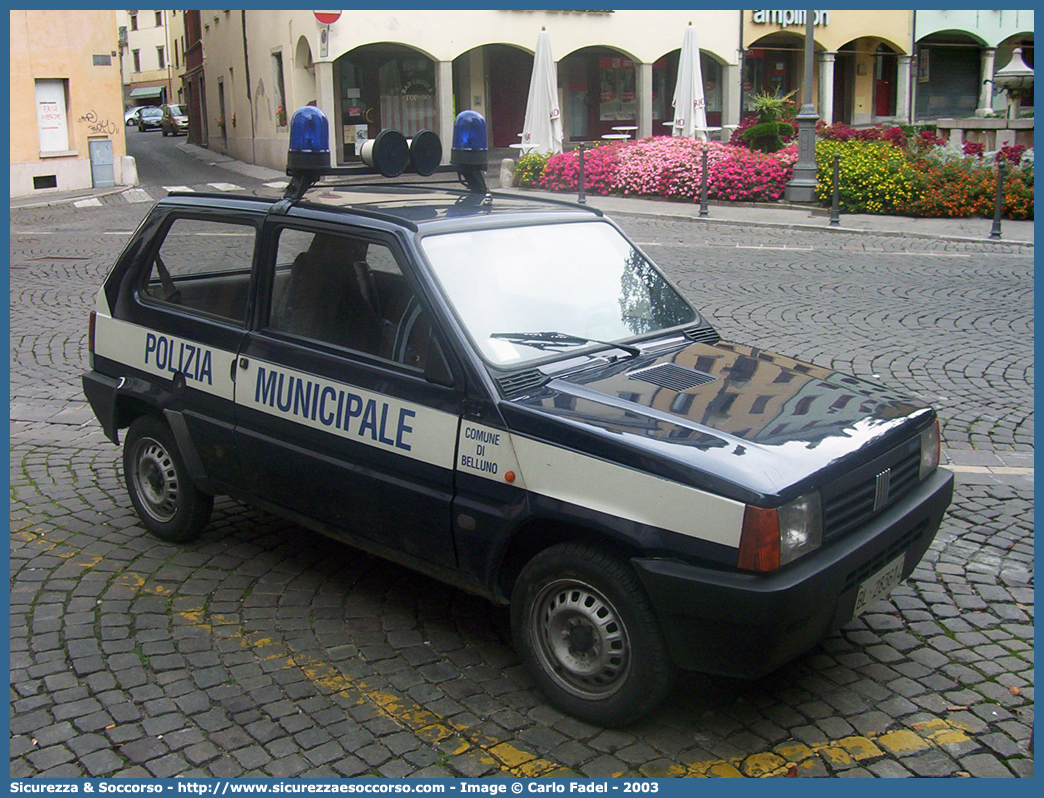 -
Polizia Municipale
Comune di Belluno
Fiat Panda 4x4 II serie
Parole chiave: PL;P.L.;PM;P.M.;Polizia;Locale;Municipale;Belluno;Fiat;Panda;4x4