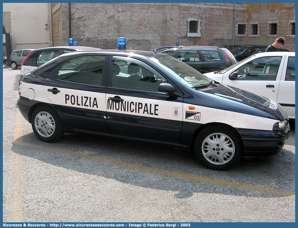 -
Polizia Municipale
Comune di Treviso
Fiat Brava
Parole chiave: PL;P.L.;PM;P.M.;Polizia;Locale;Municipale;Treviso;Fiat;Brava