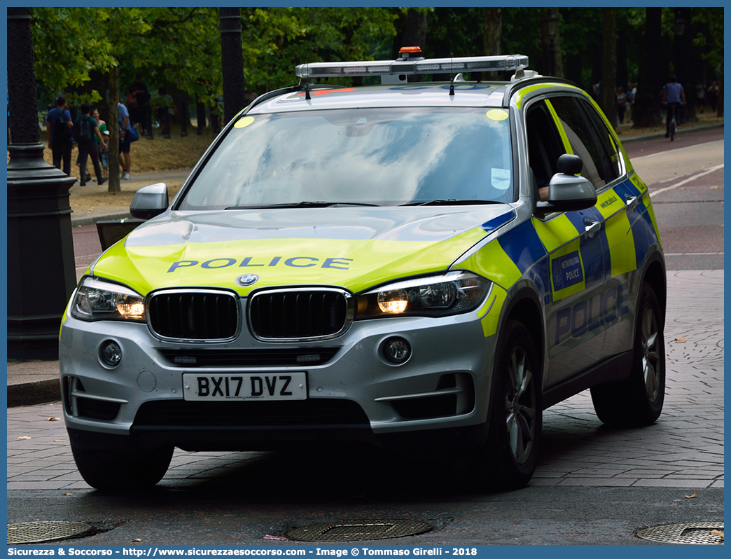 GBX
United Kingdom of Great Britain and Northern Ireland
Metropolitan Police
BMW X5 III generation
Parole chiave: UK;United;Kingdom;Great;Britain;Northern;Ireland;Metropolitan;Police;BMW;X5