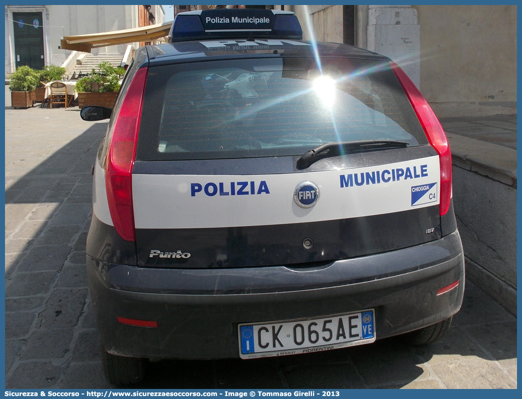 -
Polizia Municipale
Comune di Chioggia
Fiat Punto III serie
Parole chiave: PL;P.L.;PM;P.M.;Polizia;Locale;Municipale;Chioggia;Fiat;Punto