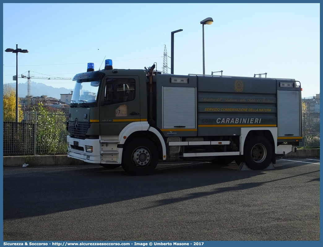 -
Arma dei Carabinieri
Comando Unità per la Tutela Forestale, 
Ambientale e Agroalimentare
Parco Nazionale delle Cinque Terre
Mercedes Benz Atego 1828 I serie restyling
Allestitore BAI S.r.l.
Parole chiave: CC;C.C.;Arma;dei;Carabinieri;Comando;Unità;per;la;Tutela;Forestale;Ambientale;Agroalimentare;Parco;Nazionale;delle;Cinque;Terre;Mercedes;Benz;Atego;1828