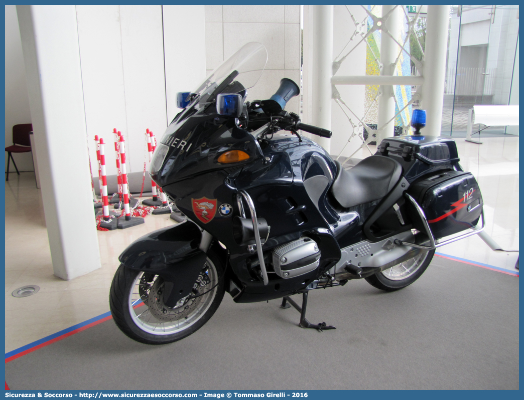 CC A1727
Arma dei Carabinieri
Bmw R850 RT
Parole chiave: CC;C.C.;Arma;dei;Carabinieri;Nucleo;Operativo;Radiomobile;Bmw;R850RT;R 850 RT;R;RT;850